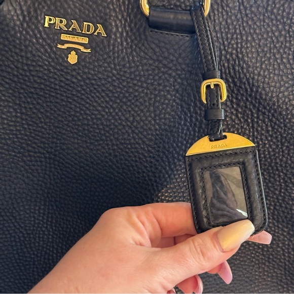 🔥SALE 🔥💎GUARANTEED AUTHENTIC PRADA Vitello Phenix Shopping Tote/MINT CONDITION 💎 - Picture 4 of 16